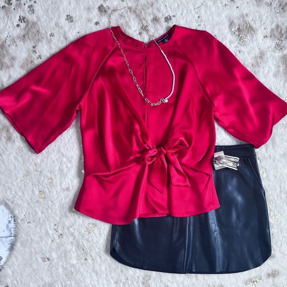 EUC Zac & Rachel Keyhole Tie Front Peplum with 3/4 Bell Sleeves Zip Back Red💗